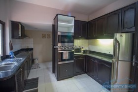 Sea View House For Sale Or Rent - 4 Bedrooms House For Sale In Baan Amphur, Na Jomtien