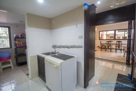 Sea View House For Sale Or Rent - 4 Bedrooms House For Sale In Baan Amphur, Na Jomtien
