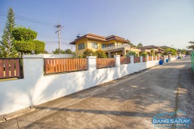 Two Storey Pool Villa Bali Style For Rent - 4 Bedrooms House For Rent In Bang Saray, Na Jomtien