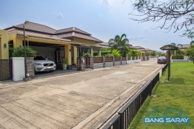 Ocean Side, Pool Villa With Contemporary Interior Design - 2 Bedrooms House For Sale In Bang Saray, Na Jomtien
