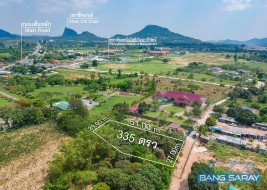 Land For Sale In Soi Silver Lake Vineyard, Corner Plot  -  Land For Sale In Na-Jomtien, Na Jomtien