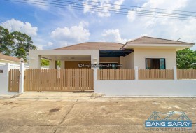 Single Storey Pool Villa For Sale With Rental Income! - 3 Bedrooms House For Sale In Bang Saray, Na Jomtien