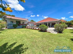 Pool House With Large Corner Plot For Sale - 4 Bedrooms House For Sale In Bang Saray, Na Jomtien