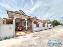 Single House For Sale In Bang Saray Beachside - 5 Bedrooms House For Sale In Bang Saray, Na Jomtien