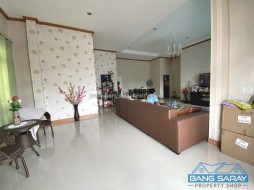 Detached House In Bang Saray, Corner Plot - 3 Bedrooms House For Sale In Bang Saray, Na Jomtien