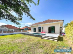 Pool Villa For Sale In Bang Saray. Selling With Yearly Tenant. - 3 Bedrooms House For Sale In Bang Saray, Na Jomtien