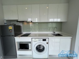 Corner Condo For Rent, Only 60 M. To The Beach - 1 Bedroom Condo For Rent In Bang Saray, Na Jomtien