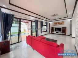Corner House With Private Swimming Pool, Bang Saray - 4 Bedrooms House For Sale And Rent In Bang Saray, Na Jomtien