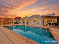 Newly Renovated Corner Pool Villa - Mountain View | Bang Saray - 3 Bedrooms House For Sale In Bang Saray, Na Jomtien